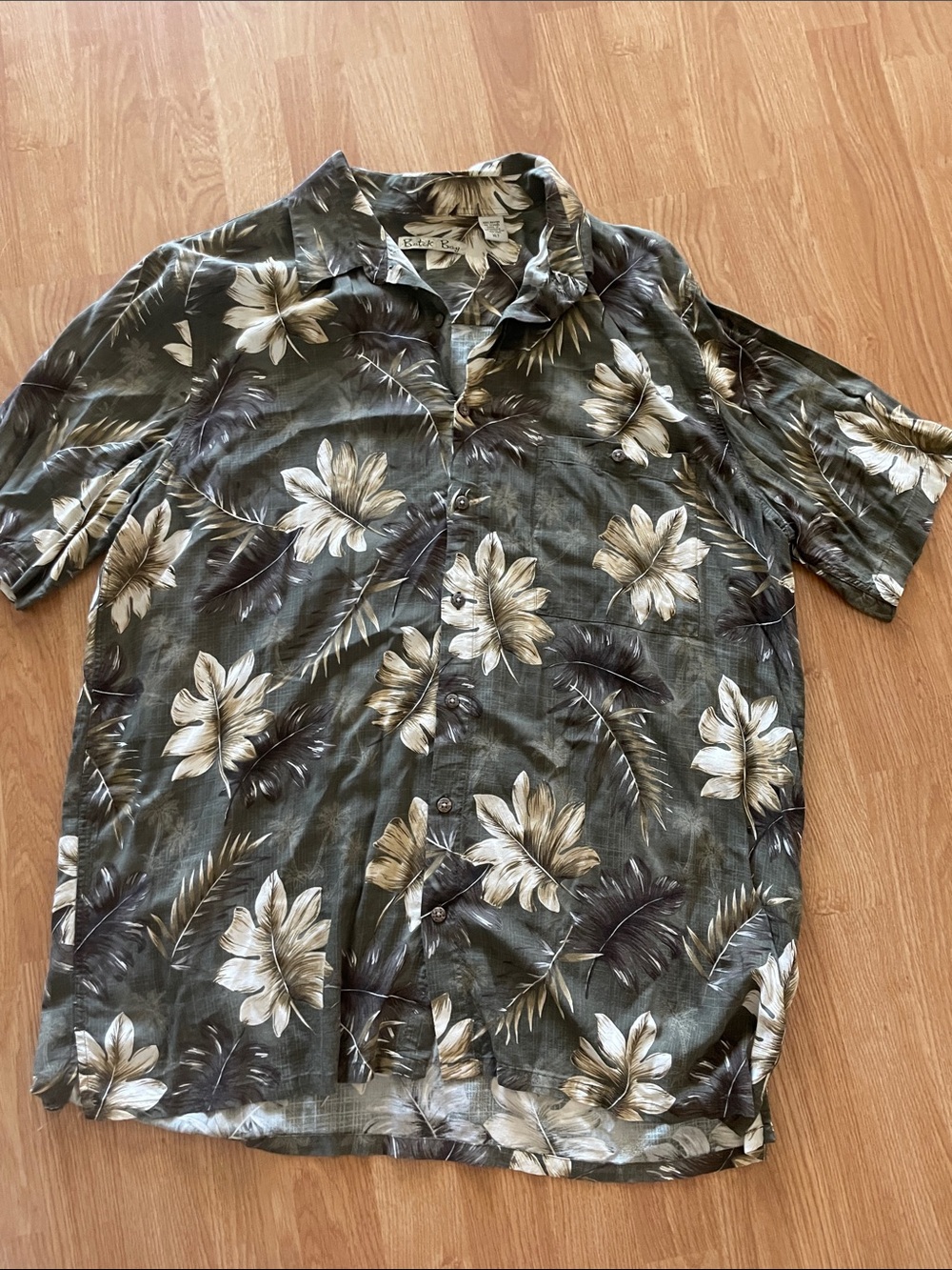 Men’s XLT Hawaiian shirt